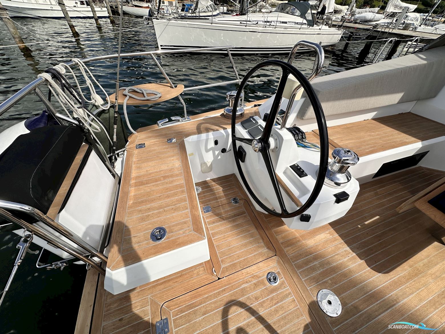 Wauquiez Pilot Saloon 48