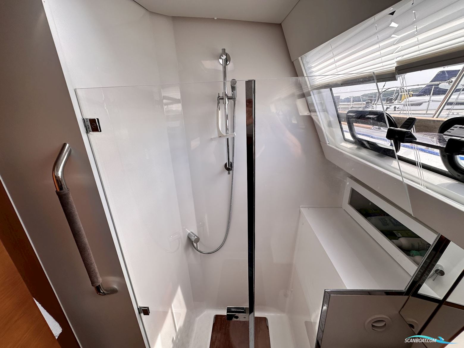 Wauquiez Pilot Saloon 48