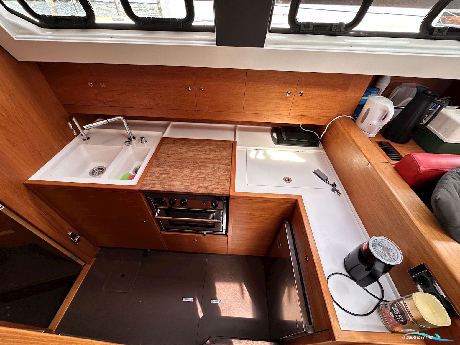 Wauquiez Pilot Saloon 48