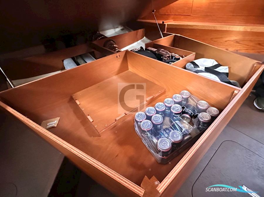 Wauquiez Pilot Saloon 48