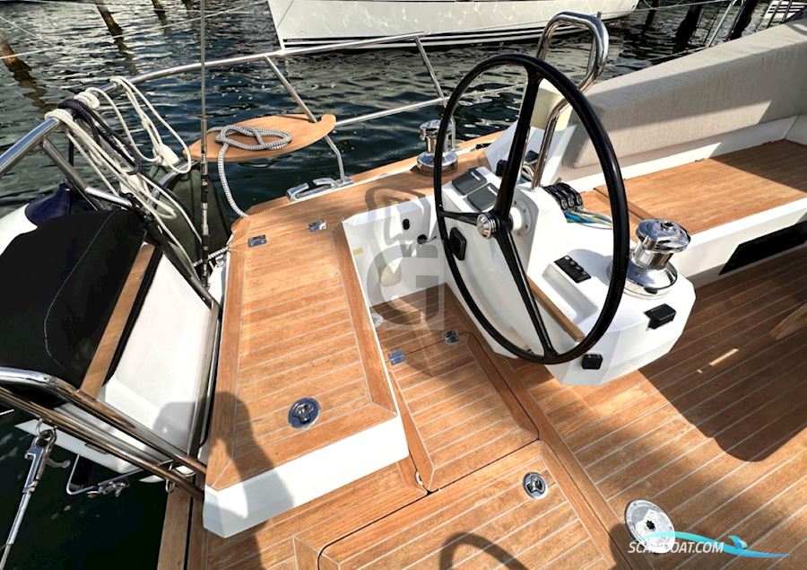 Wauquiez Pilot Saloon 48