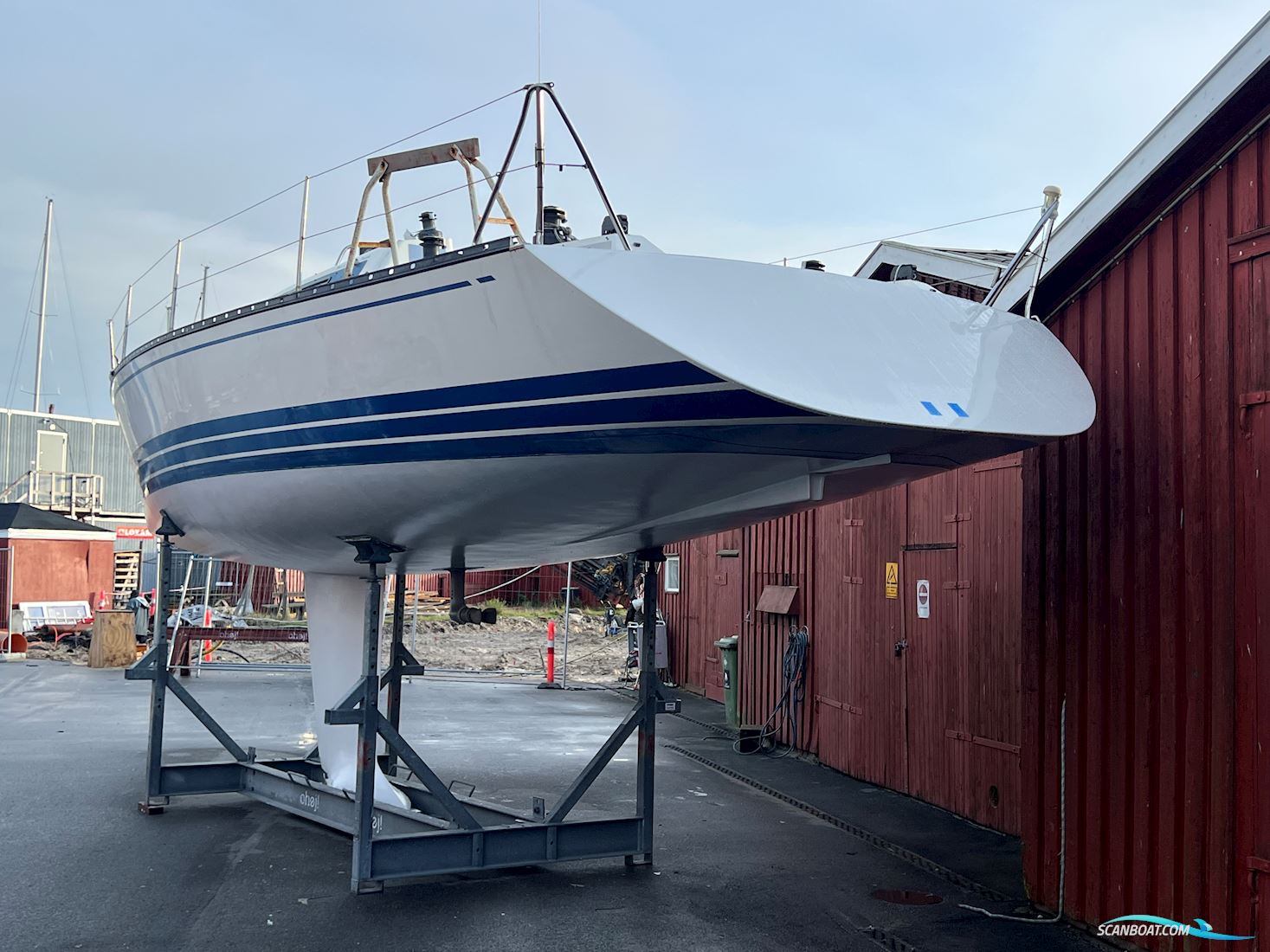 X-119 X-Yachts/Epoxy laminated UV Hull