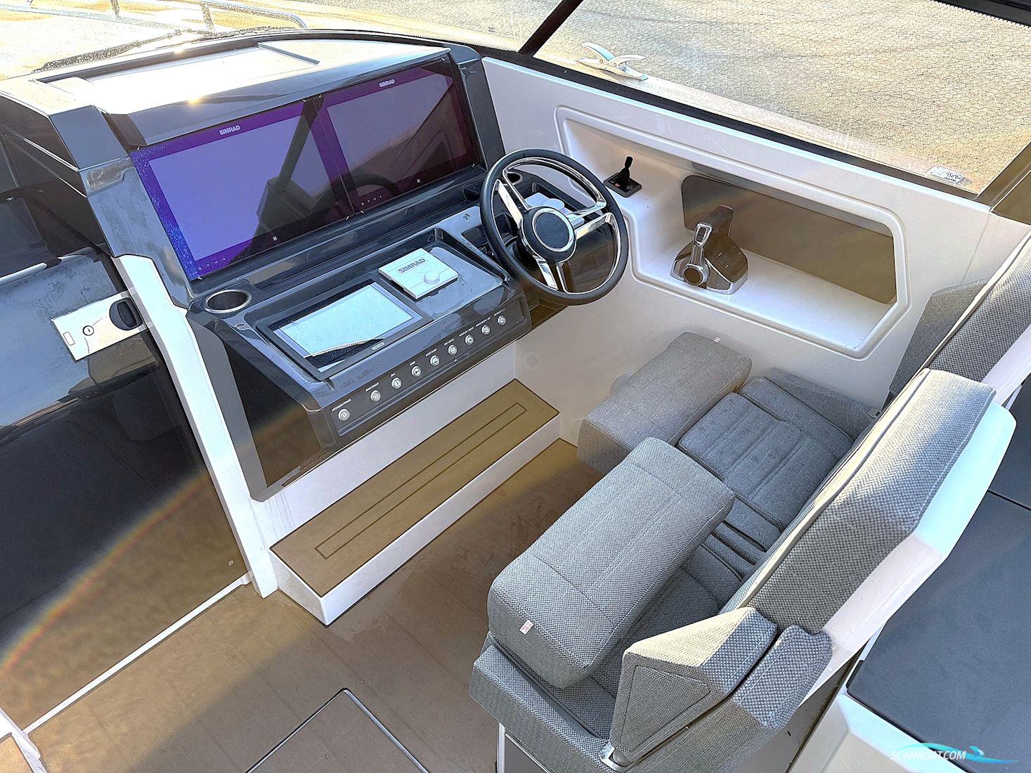 X-Power 33C - X-Yachts