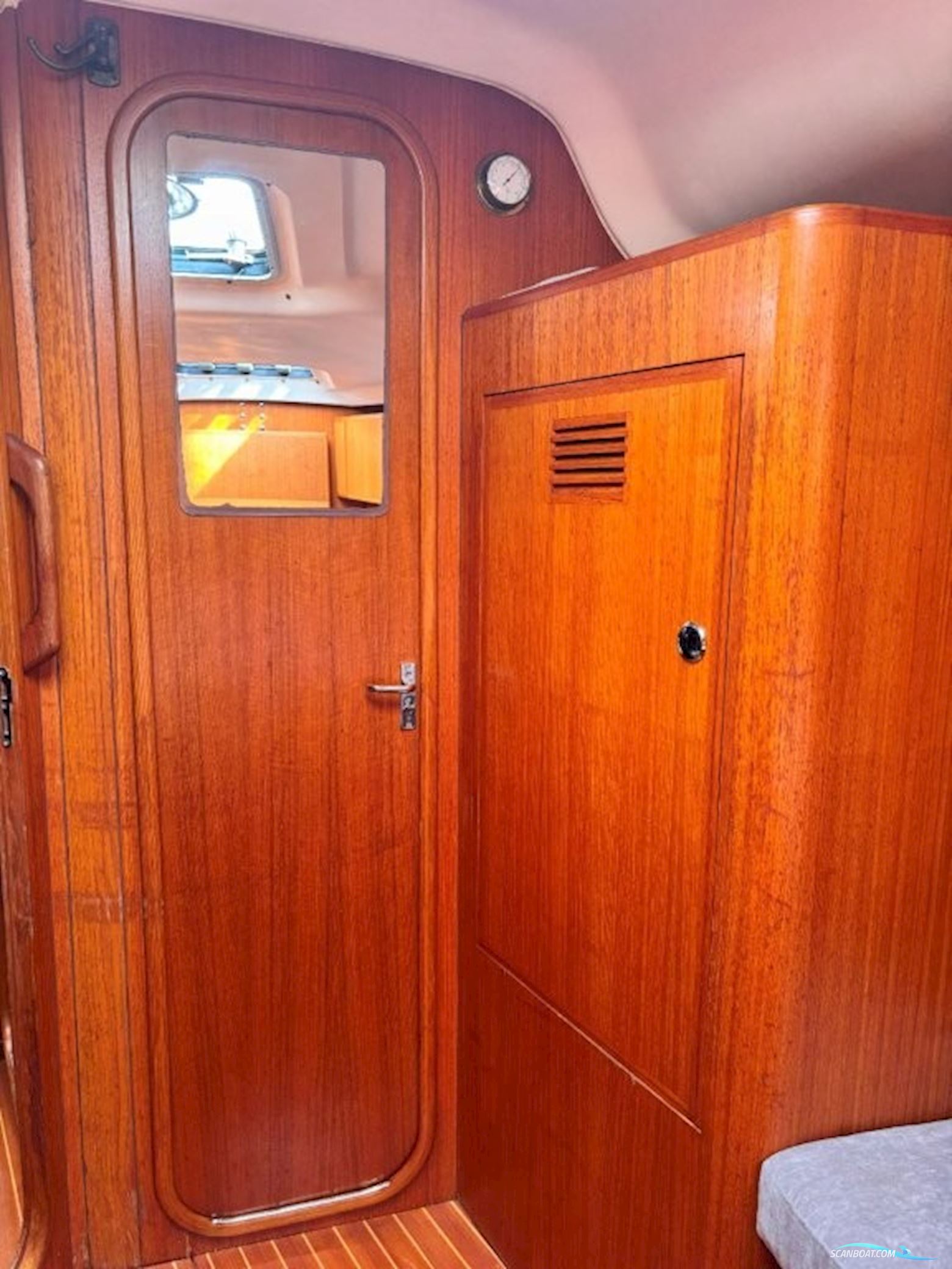 X-Yachts 442