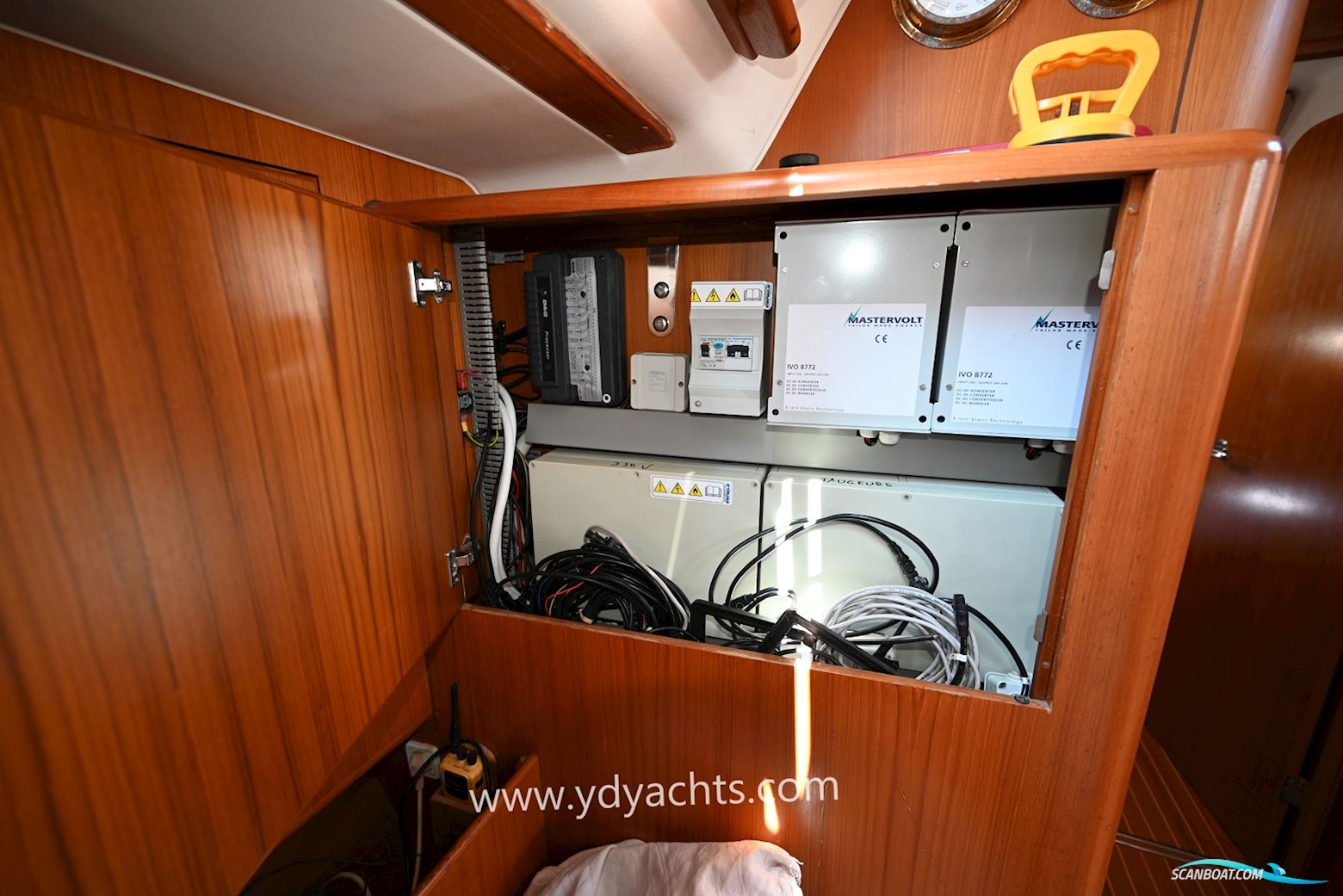 X-Yachts X-562