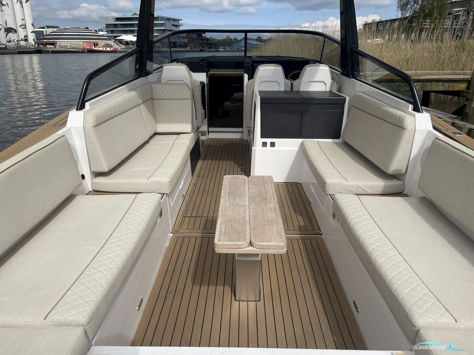 X-Yachts X-Power 33C