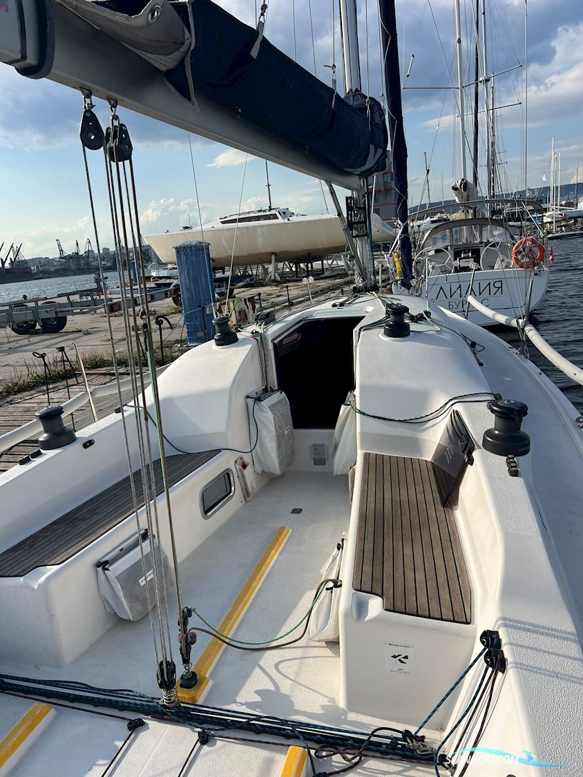 X-Yachts XP-33