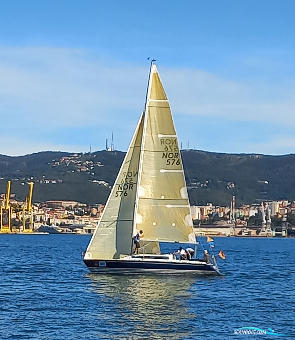 X99 Segelboot 2001, mit Perkins motor, Slovenien