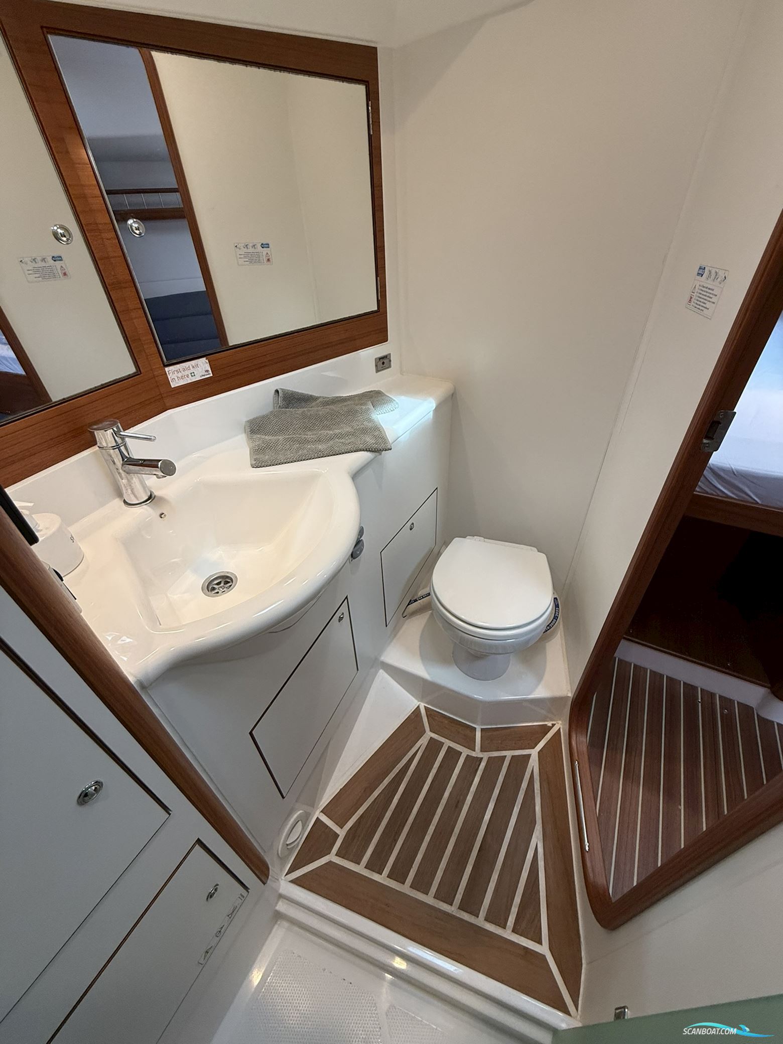XC 42