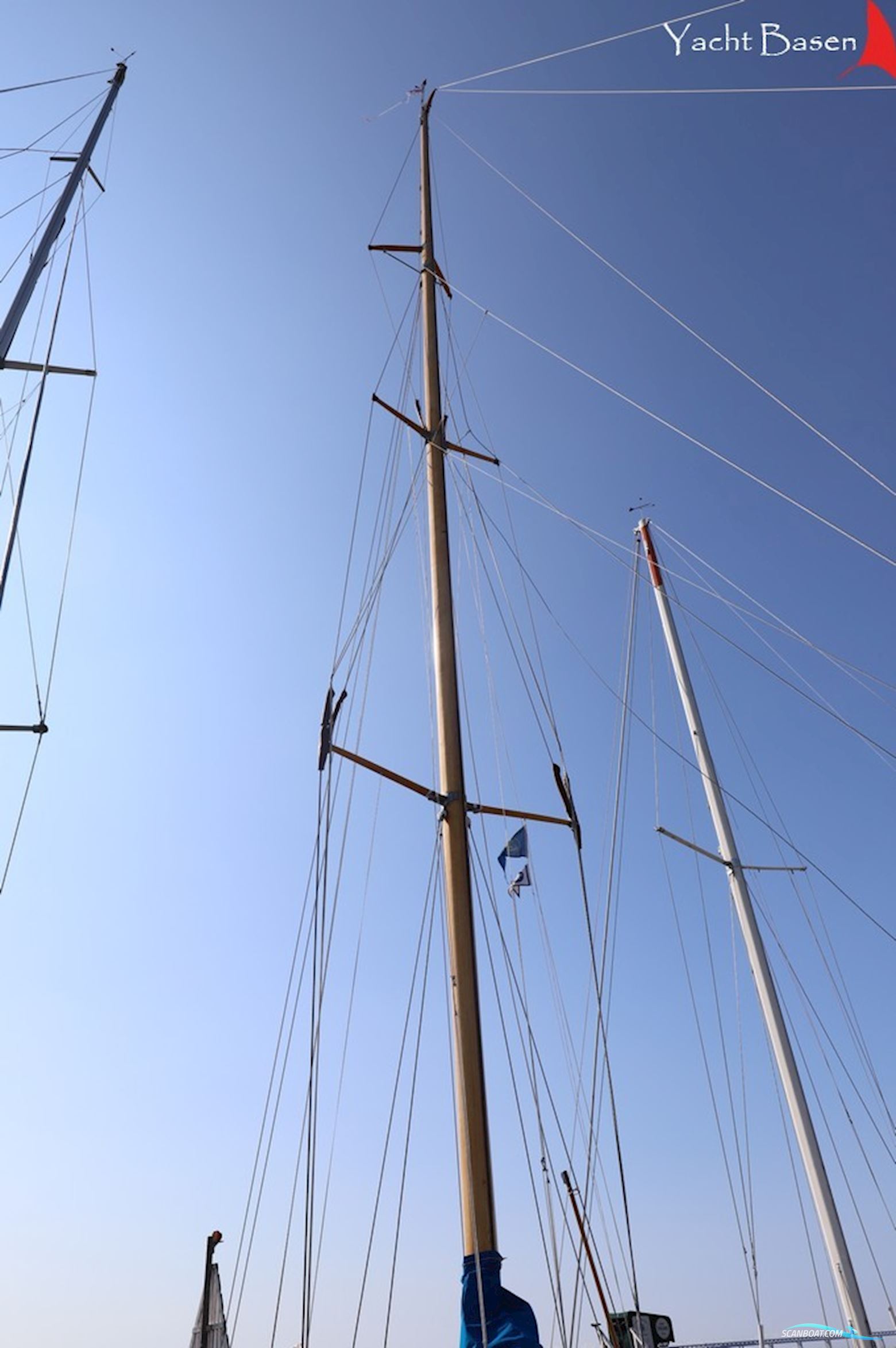 10 m R - Classic Yacht