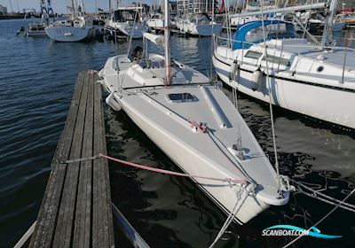 11 metre one design Sejlbåd 1994, med Mercury F8 ELH motor, Tyskland