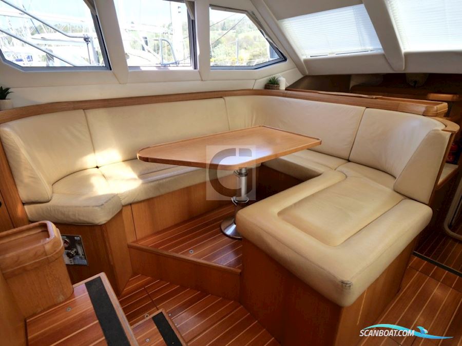 16.5m Expedition Yacht