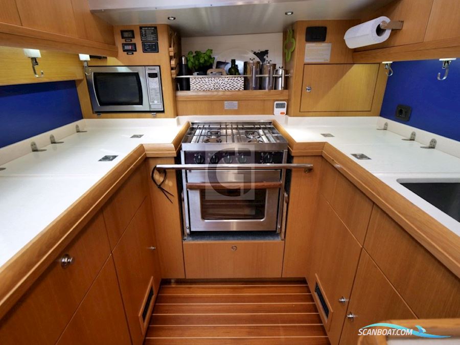 16.5m Expedition Yacht