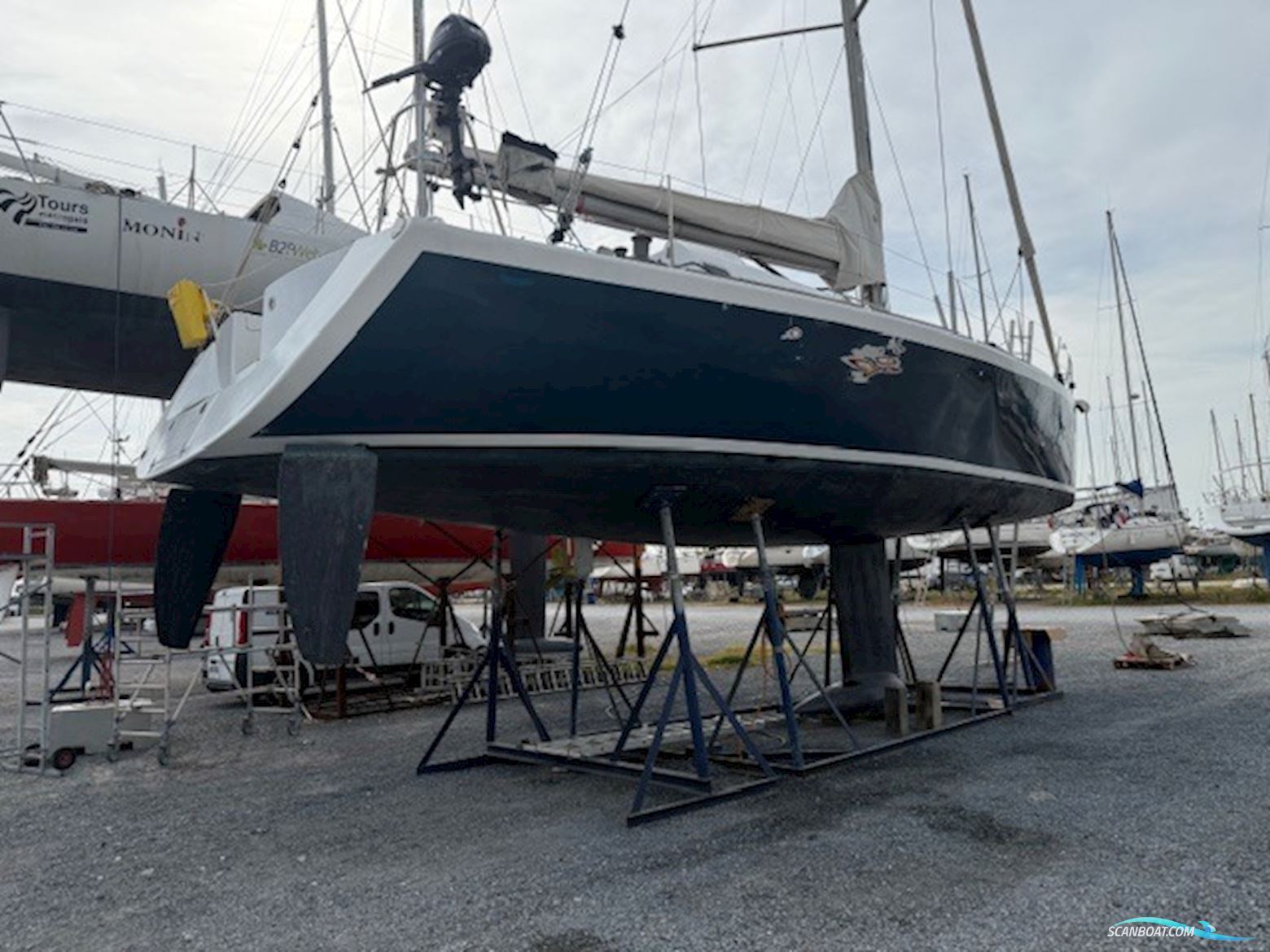 AB Marine Equinox 452 Sejlbåd 2008, med Nanni motor, Frankrig