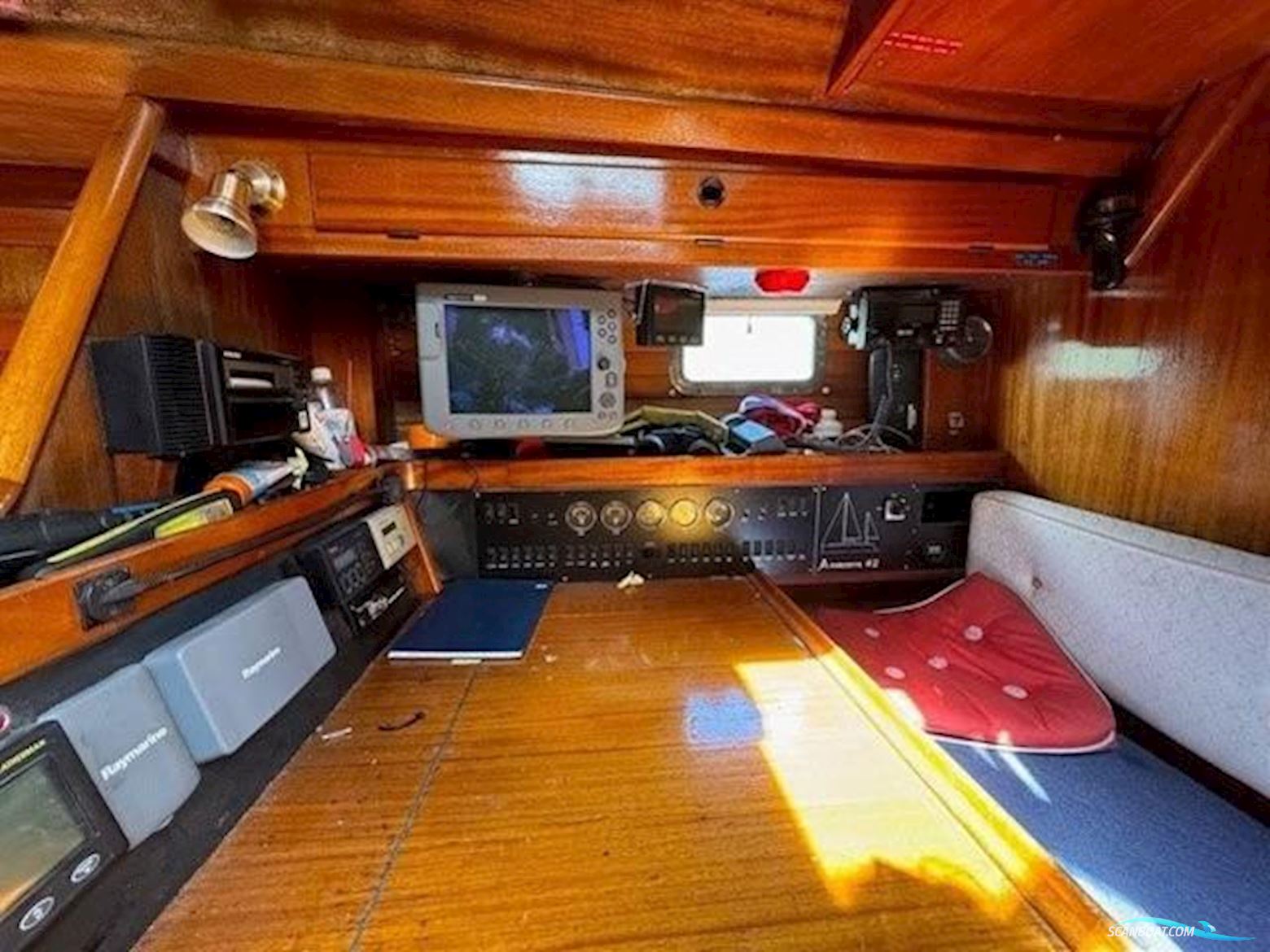 Aphrodite  42 Ketch