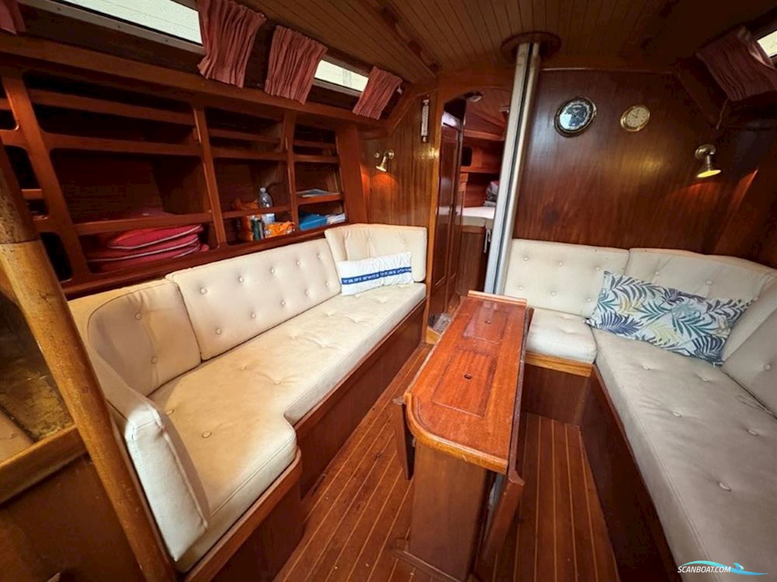 Aphrodite 42 Ketch