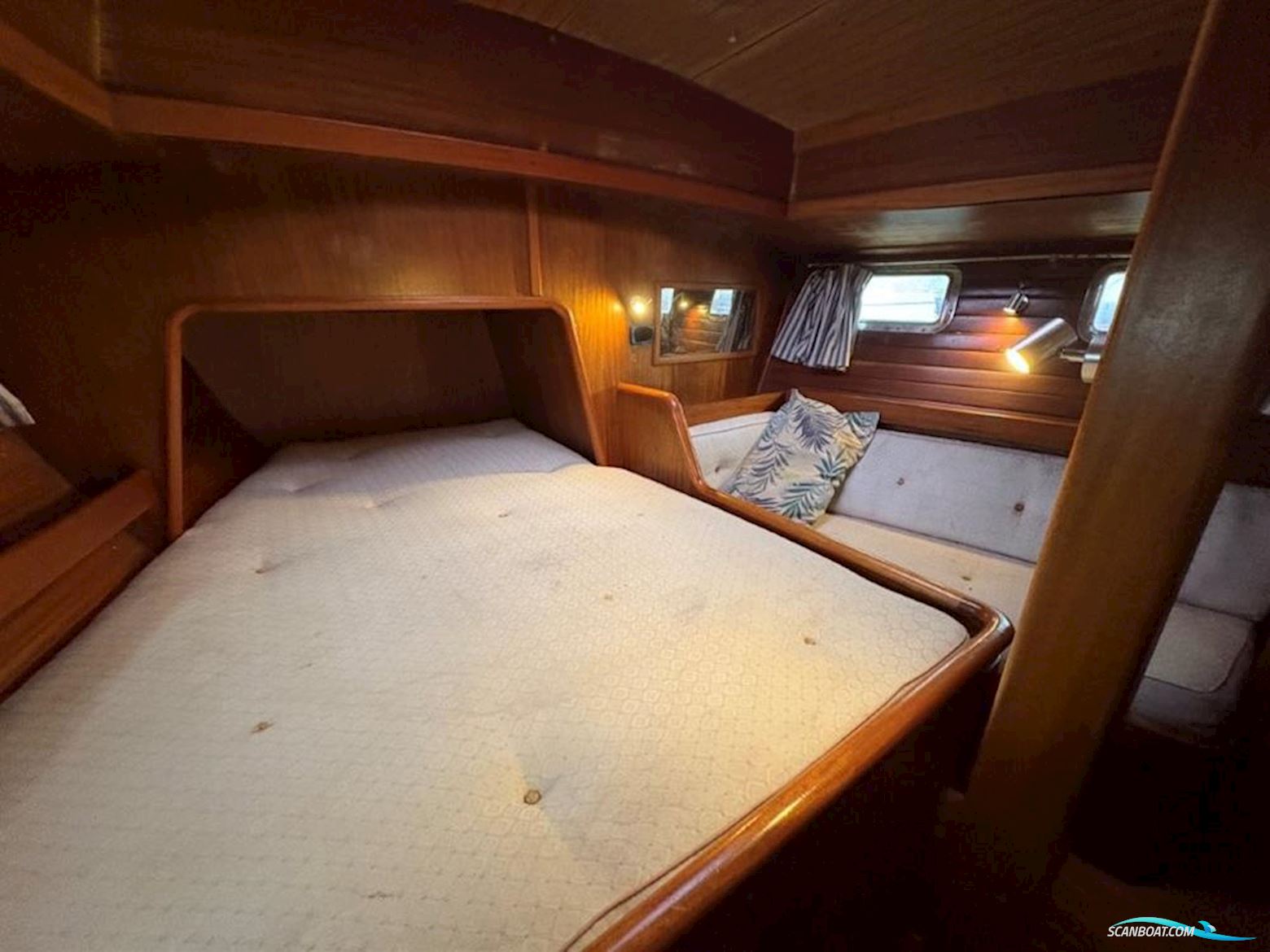 Aphrodite 42 Ketch