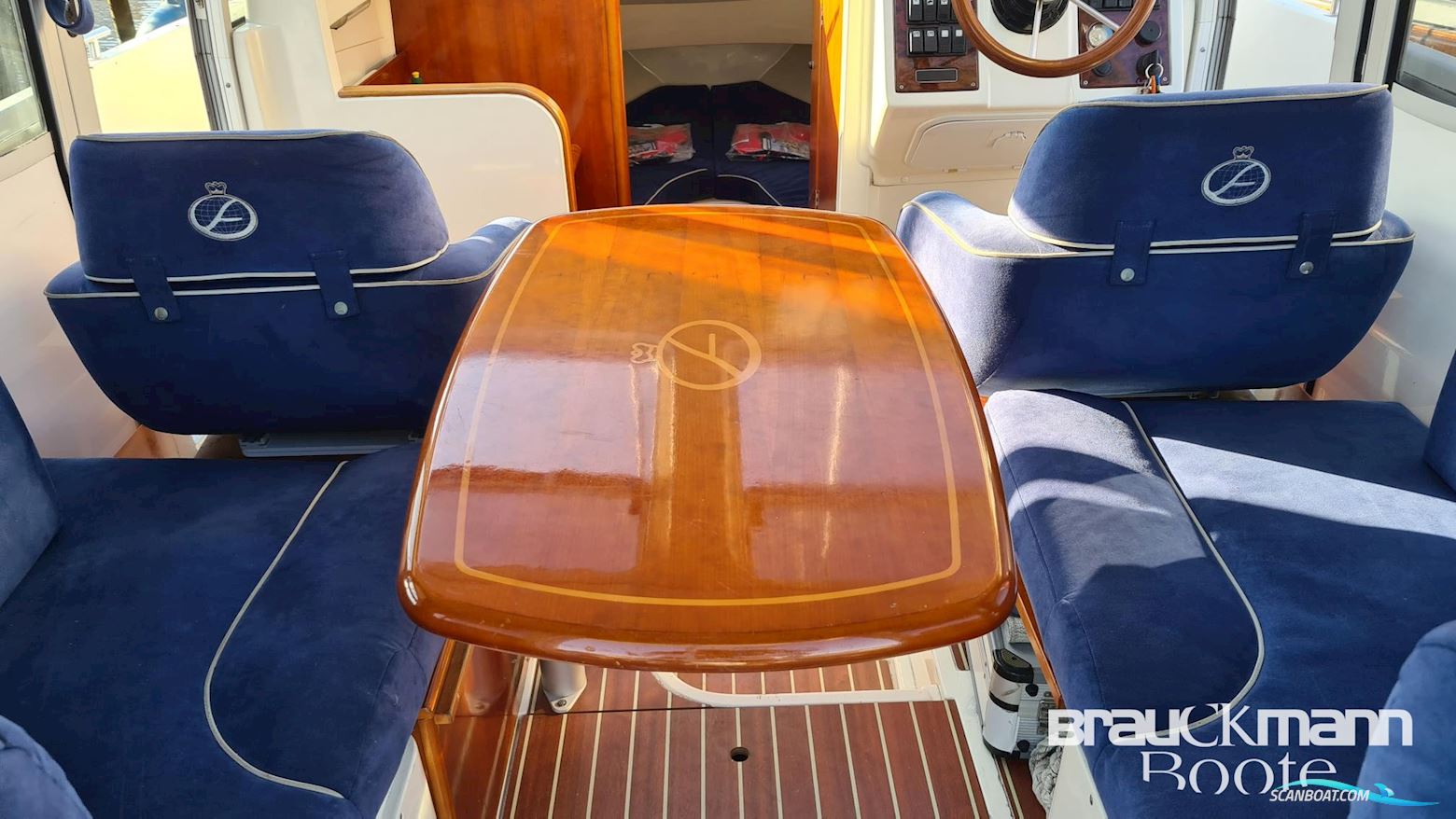 Aquador 25 C