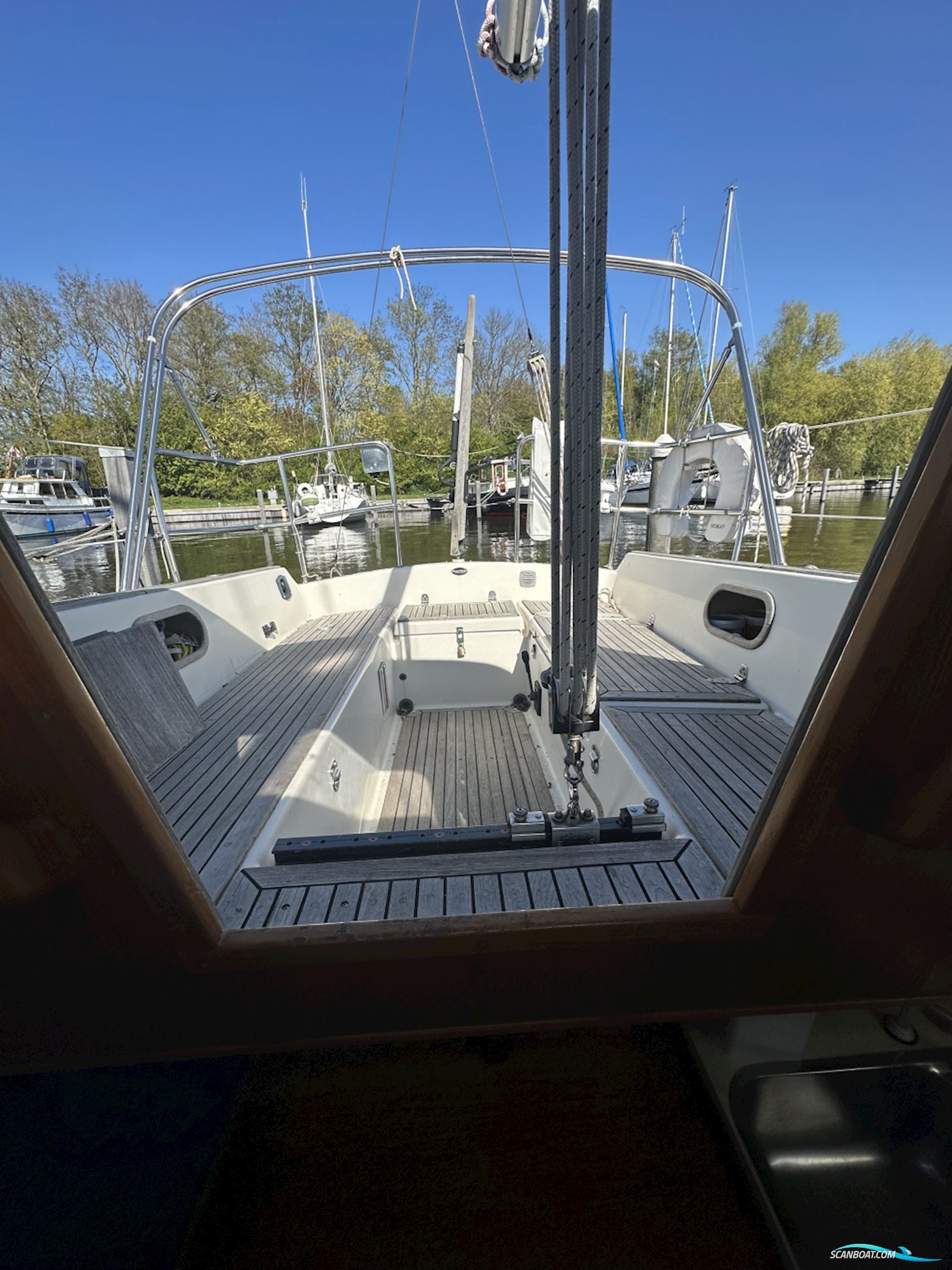 Arcona 32
