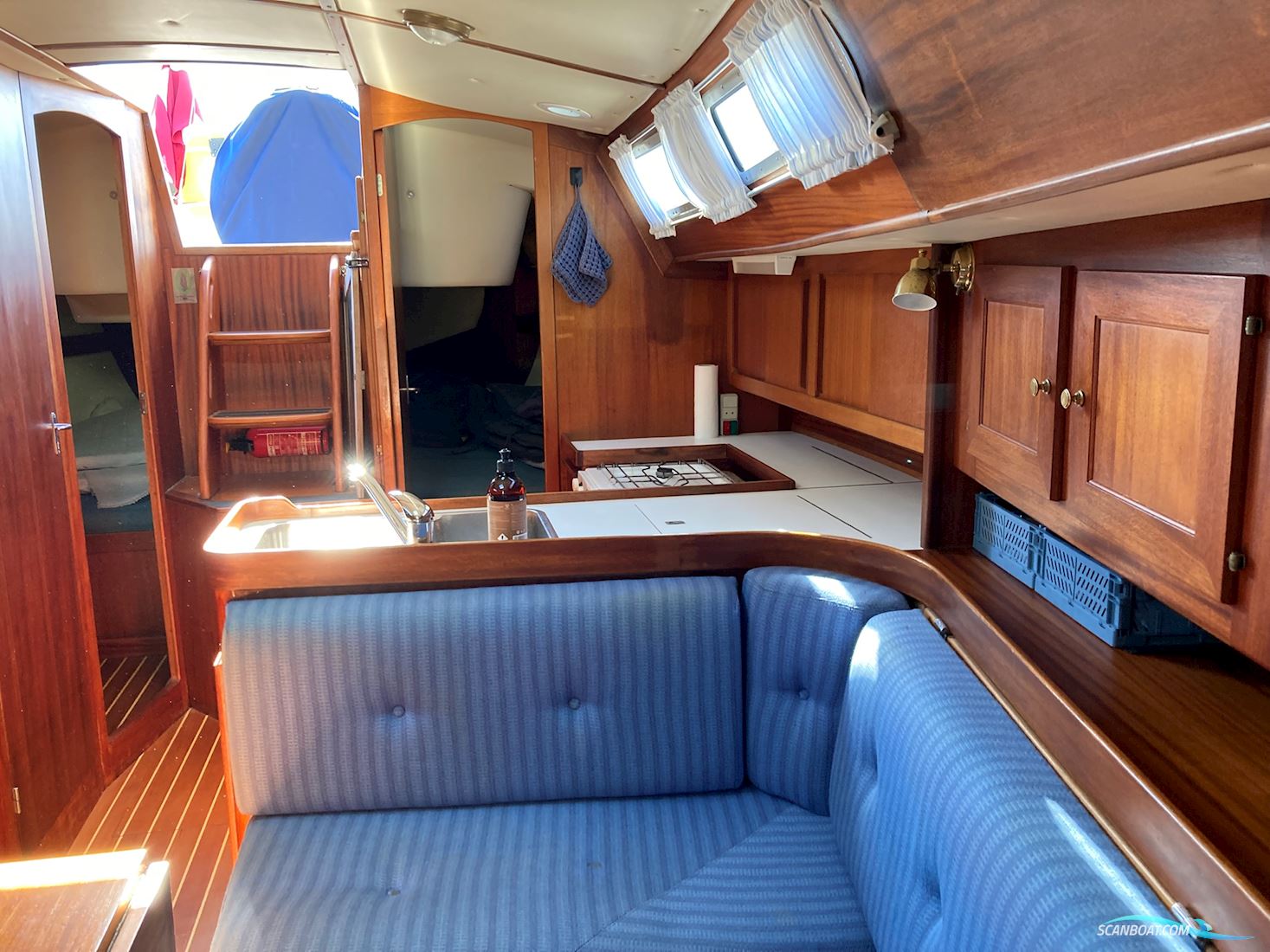Arcona 36