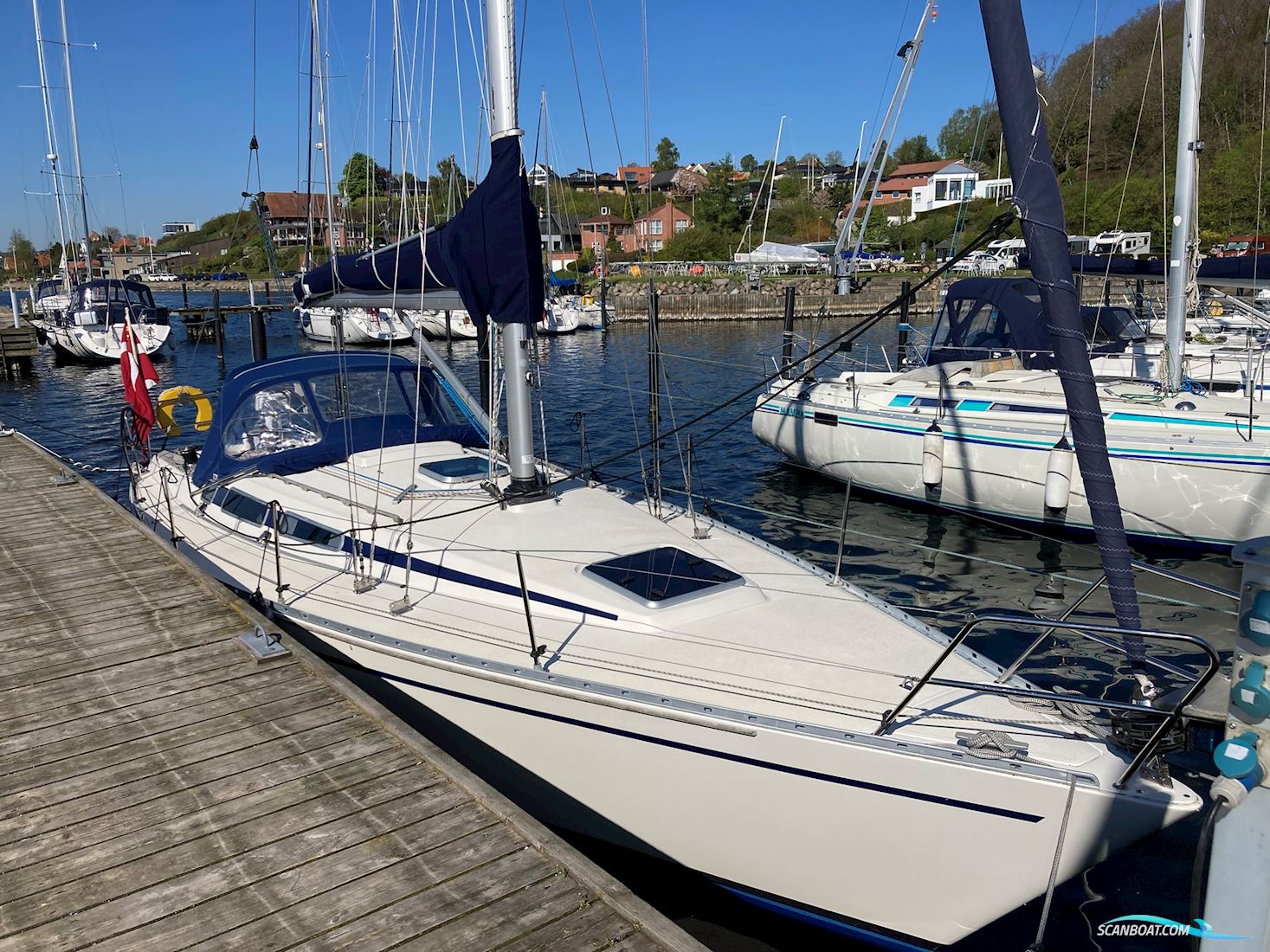 Arcona 36