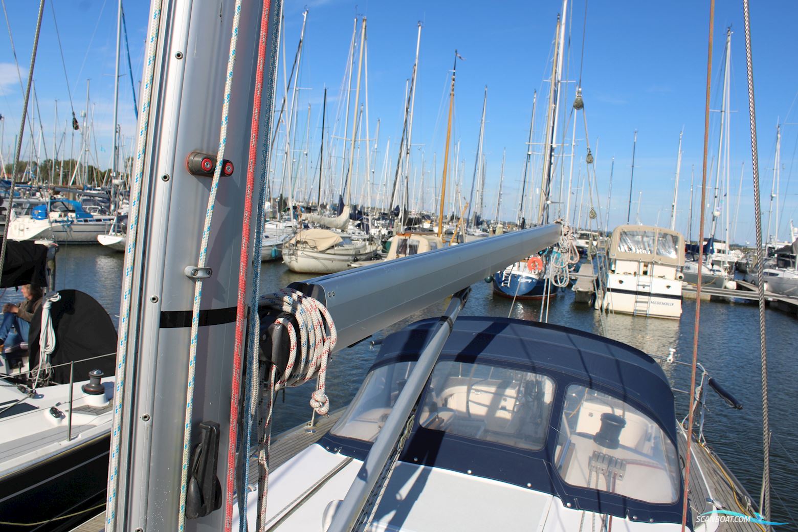 Arcona 370