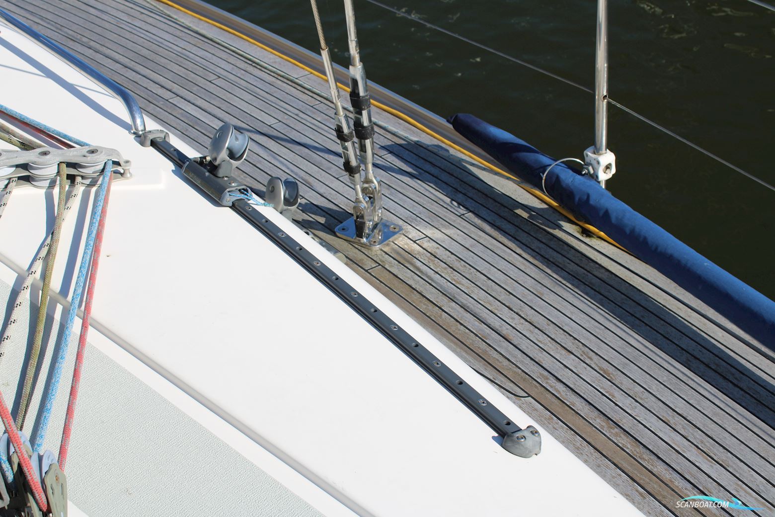 Arcona 370