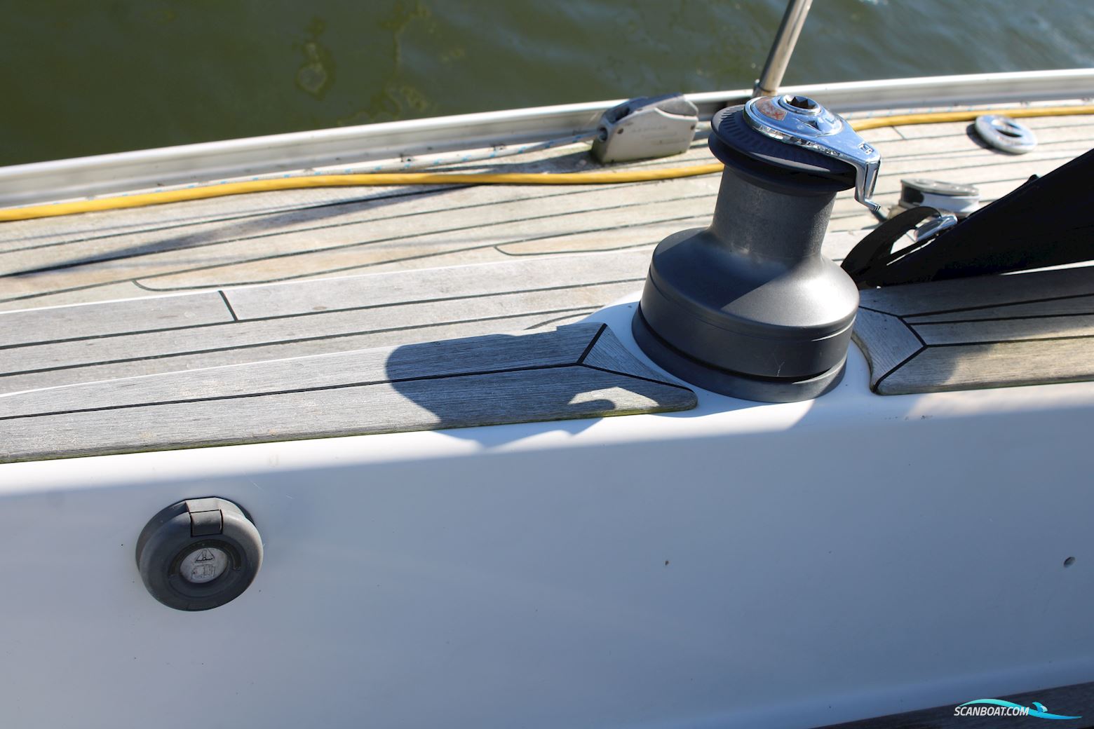 Arcona 370
