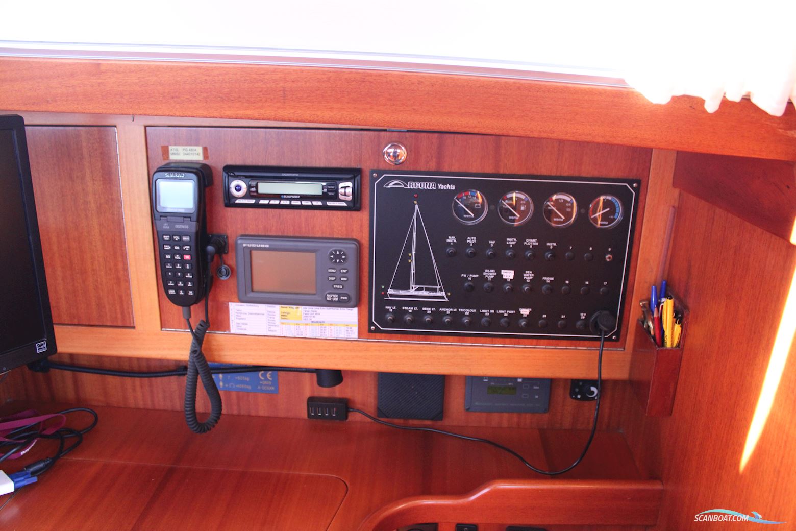 Arcona 370