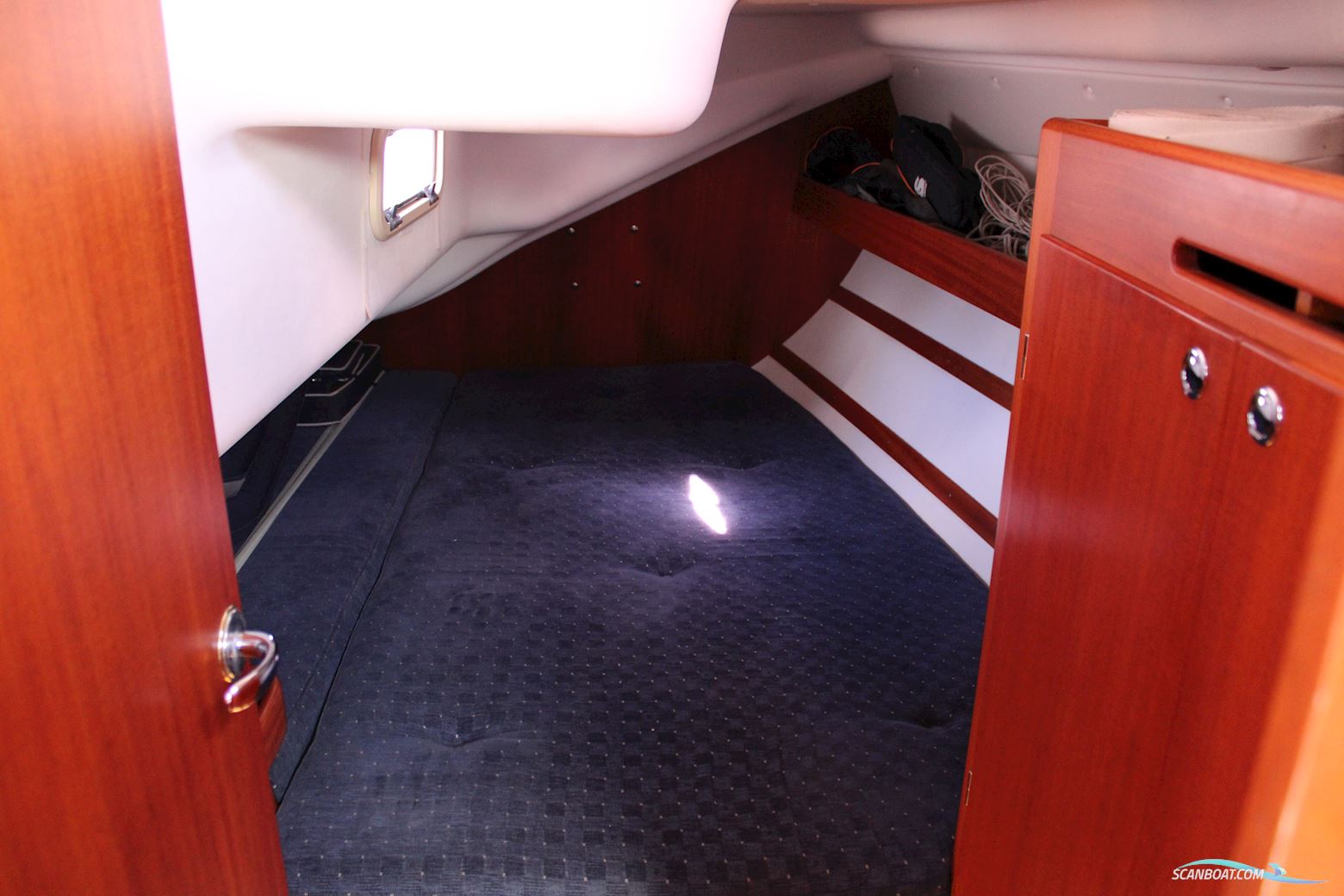 Arcona 370