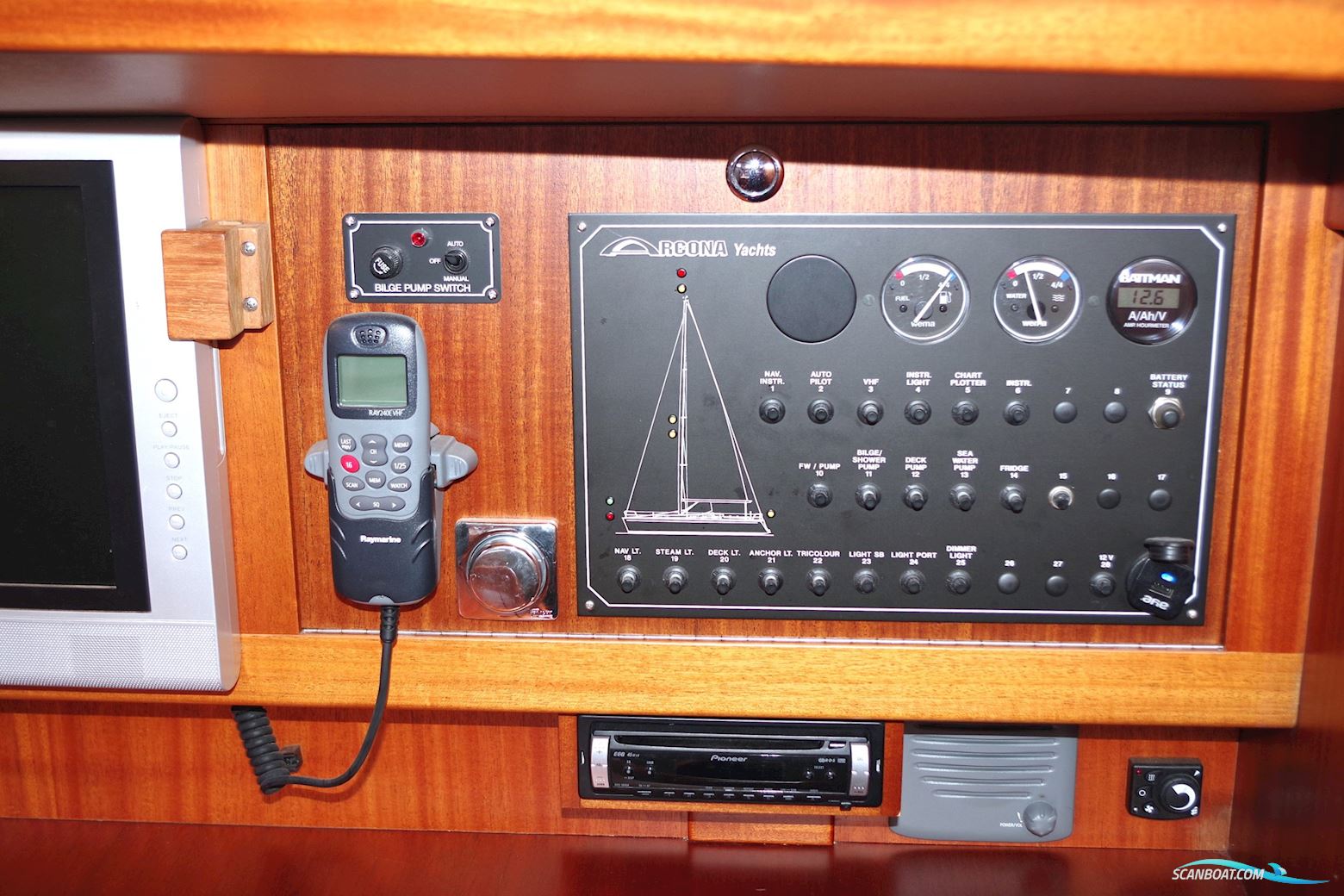 Arcona 370