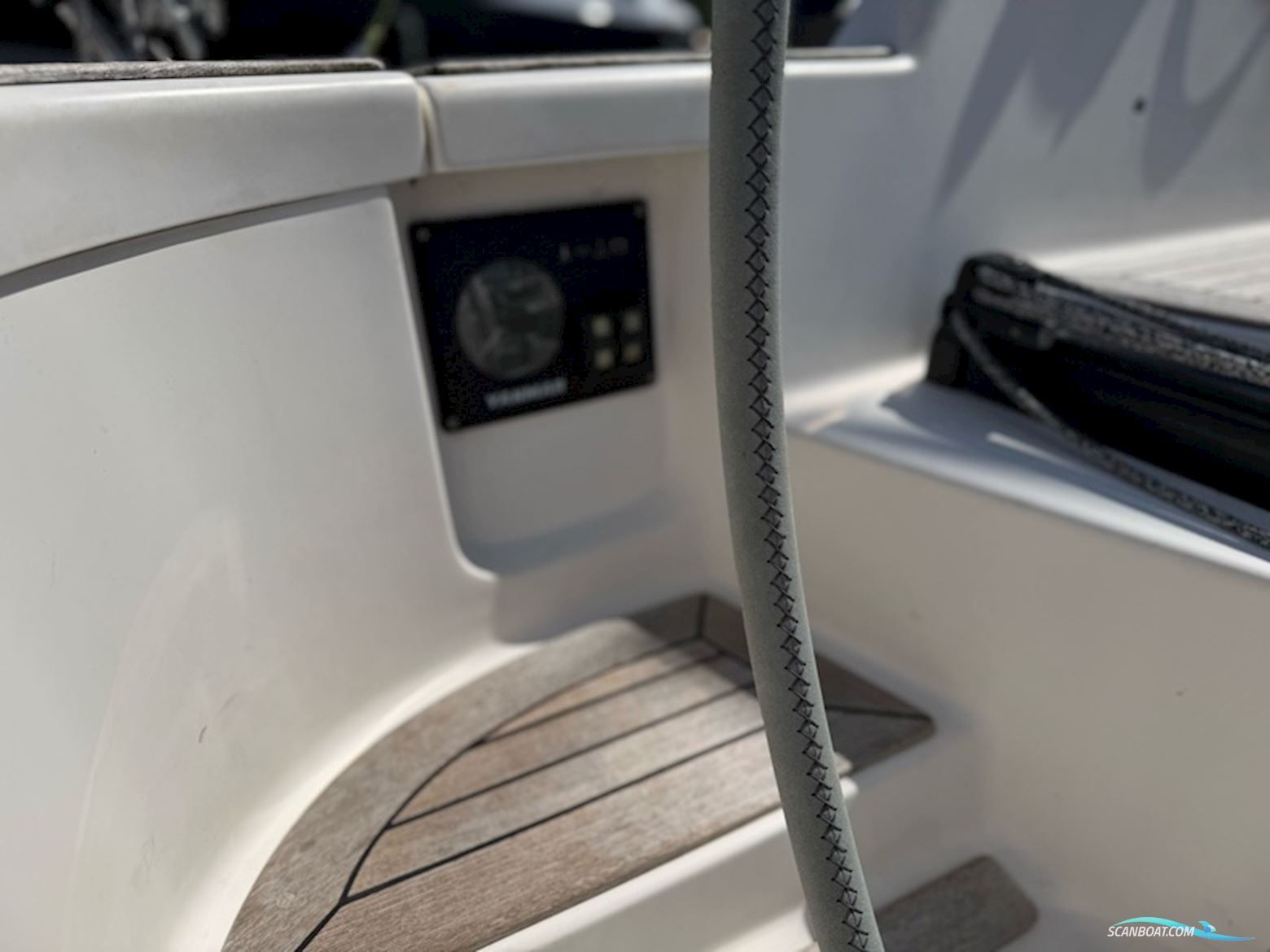 Arcona 370