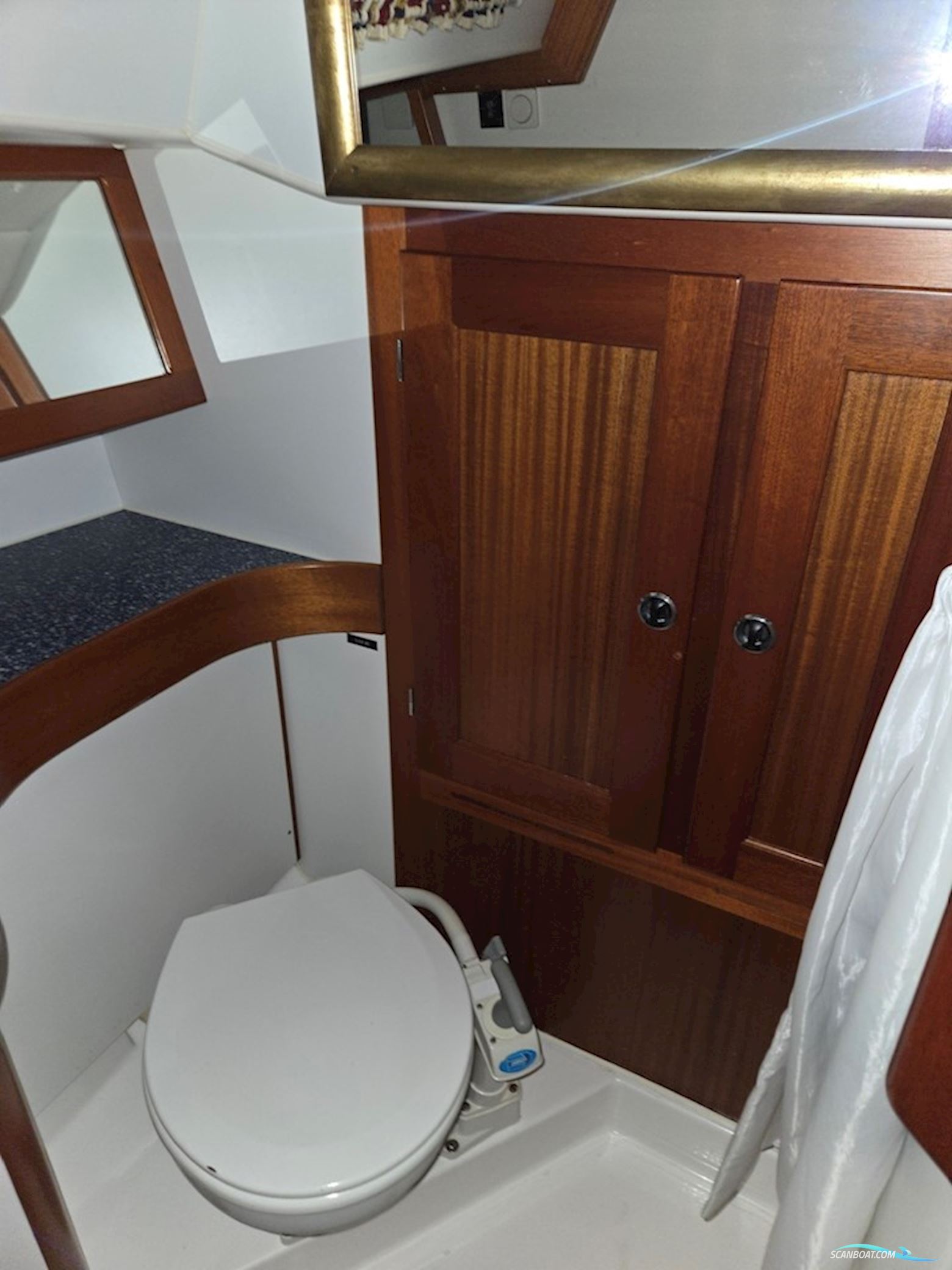 Arcona 38
