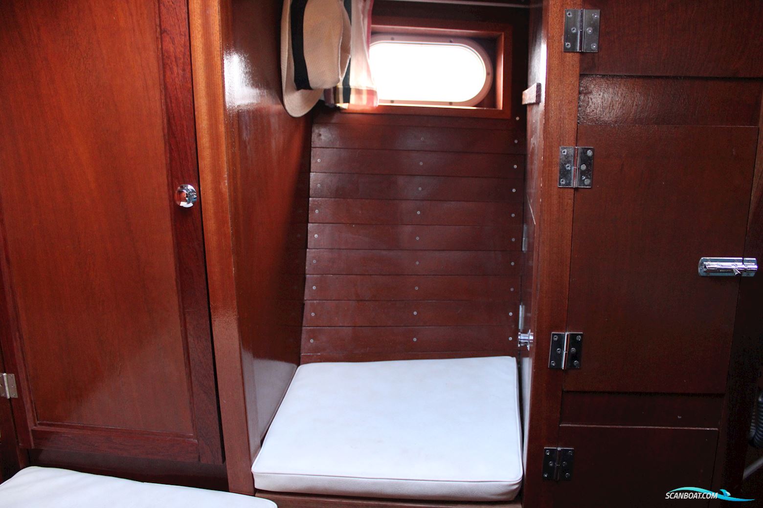 Atlantis 37.5