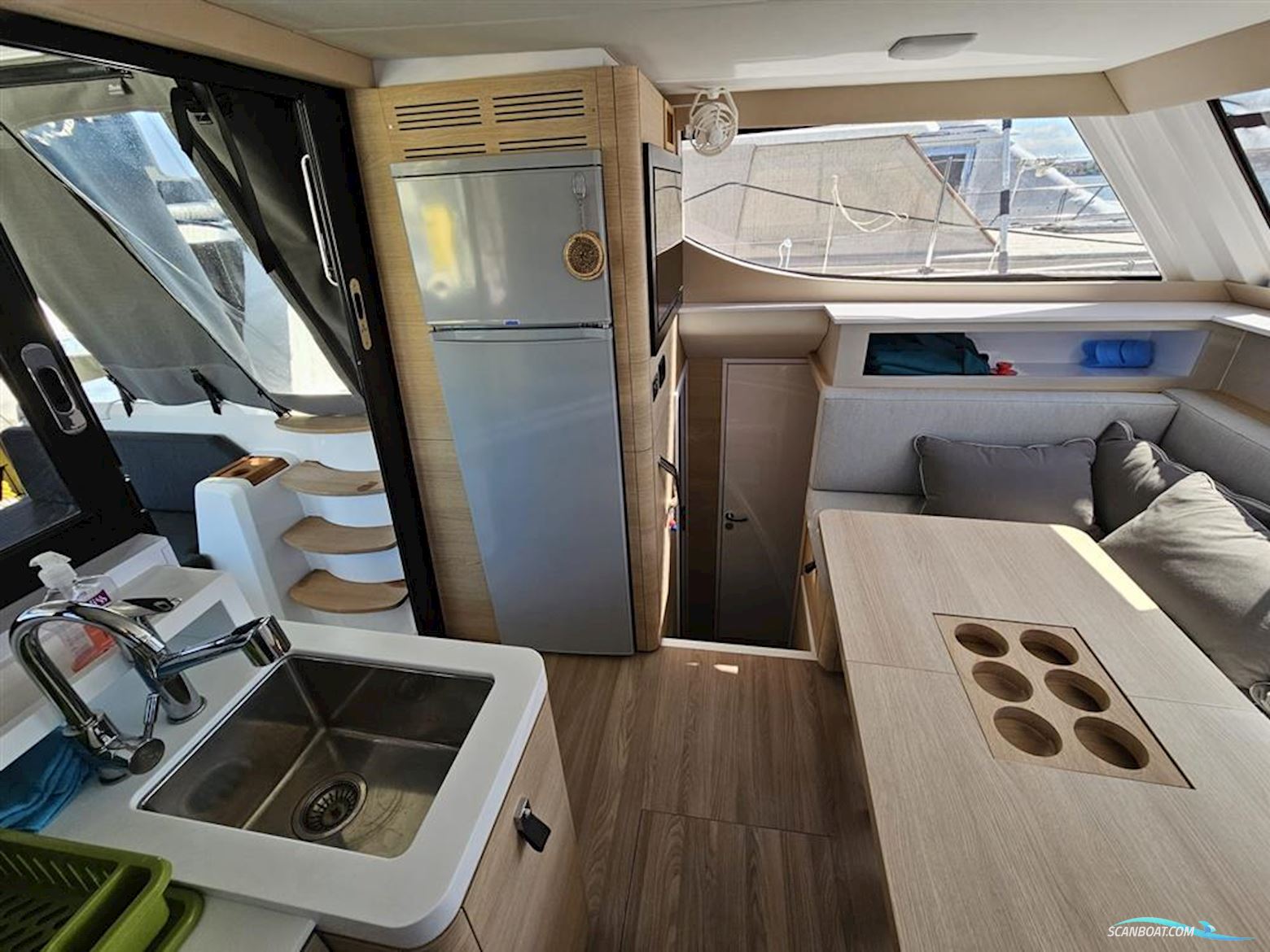 AVENTURA CATAMARANS Aventura 37