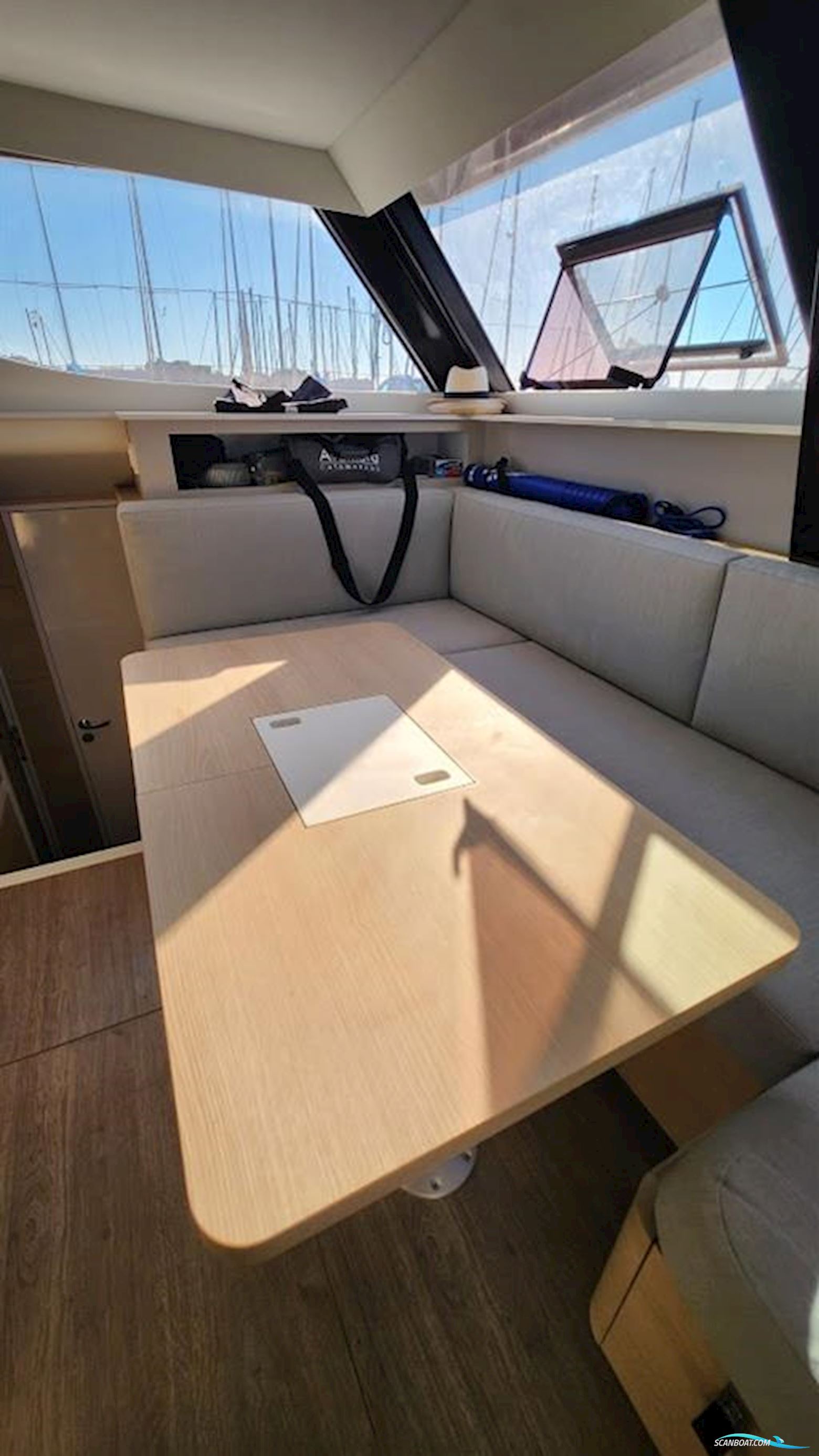 AVENTURA CATAMARANS Aventura 37