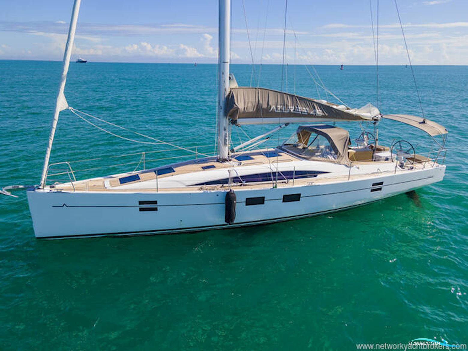 Azuree 46