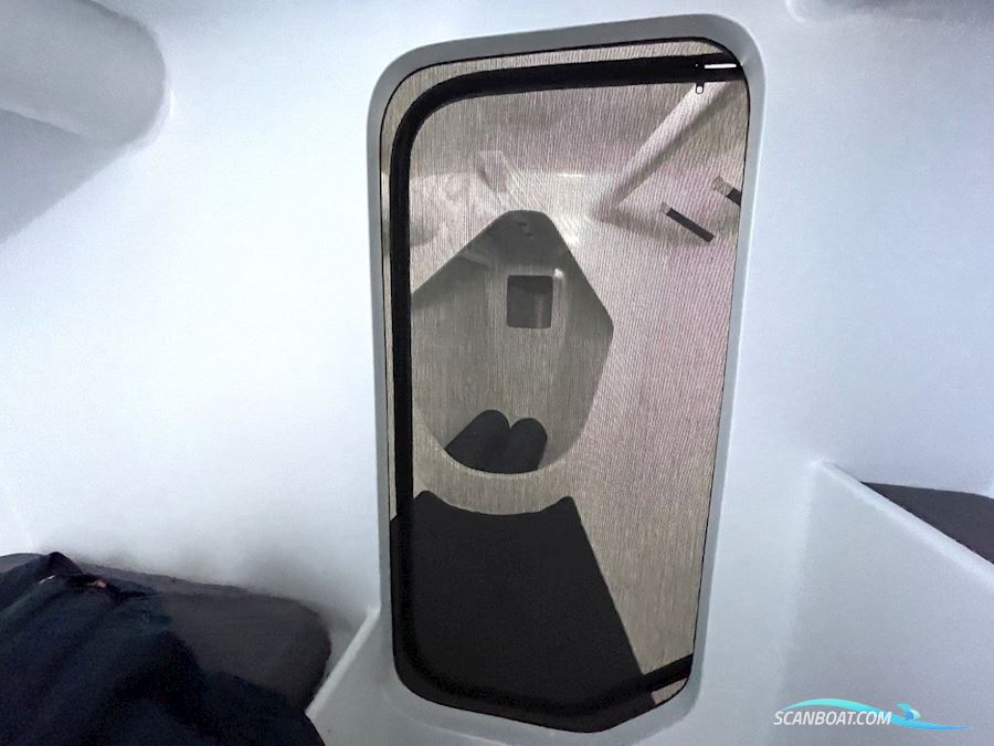 Bakewell White 20m Pocket Maxi