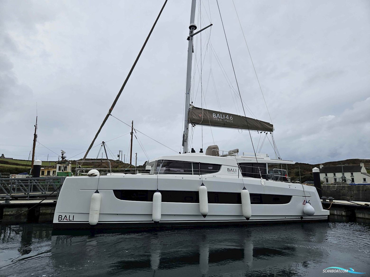 Bali 4.6 Sejlbåd 2022, med YANMAR motor, Frankrig