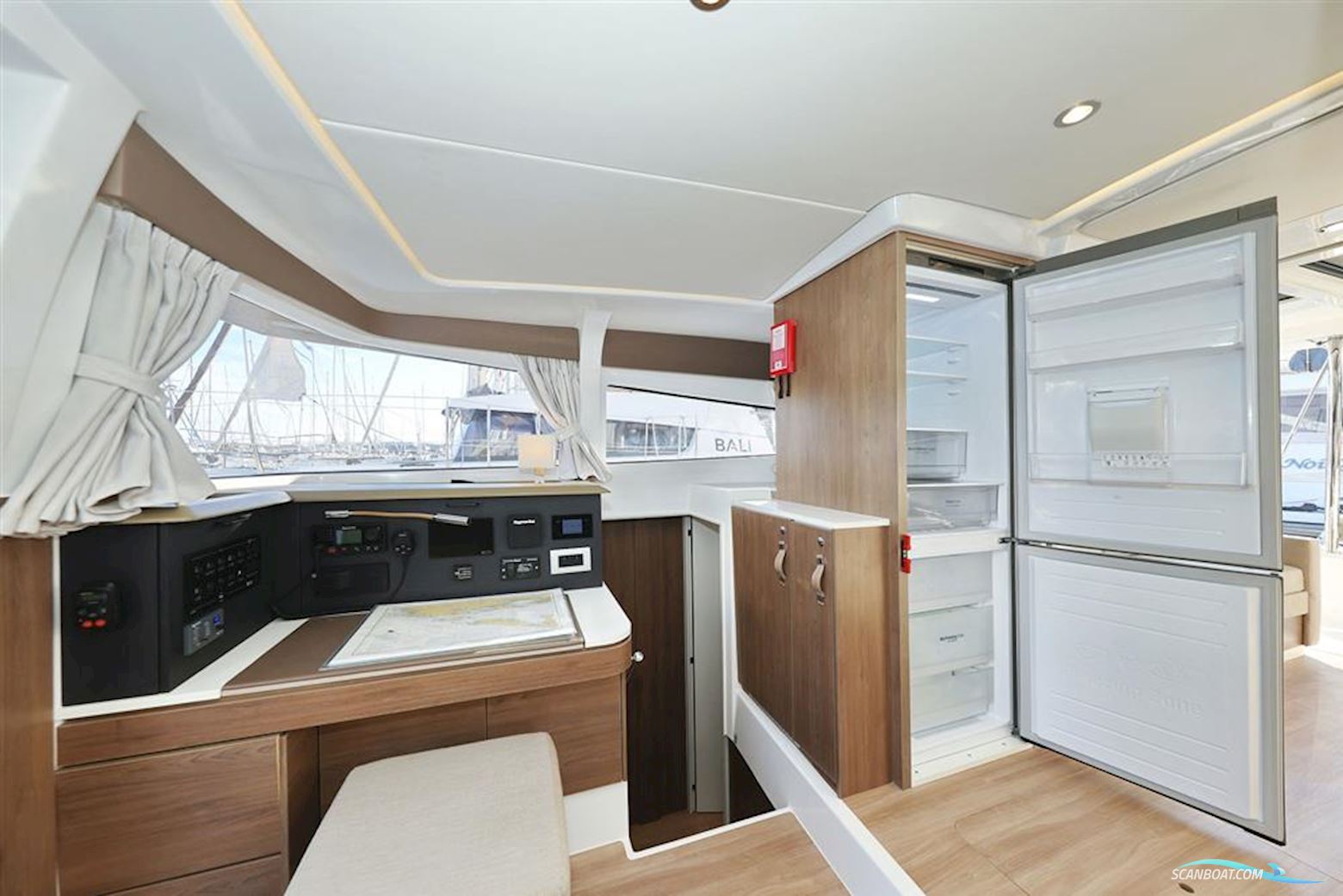 Bali Catamarans 4.2