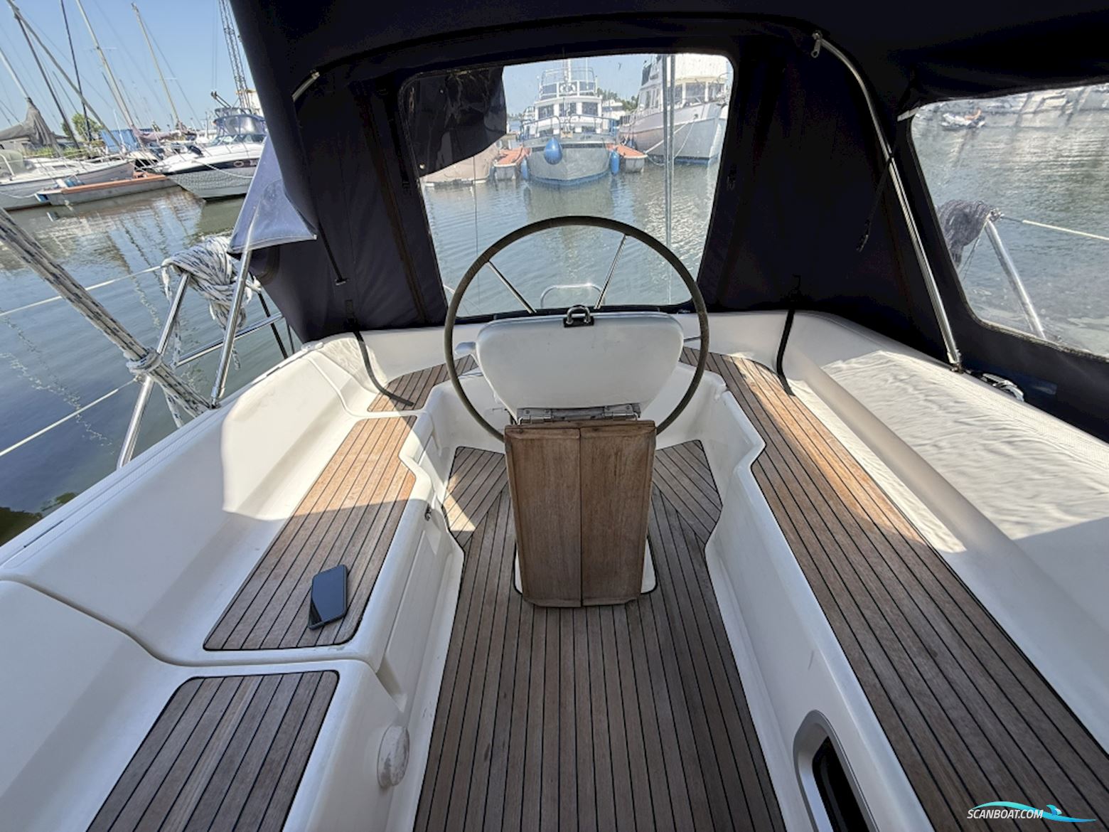 Bavaria  32 Holiday