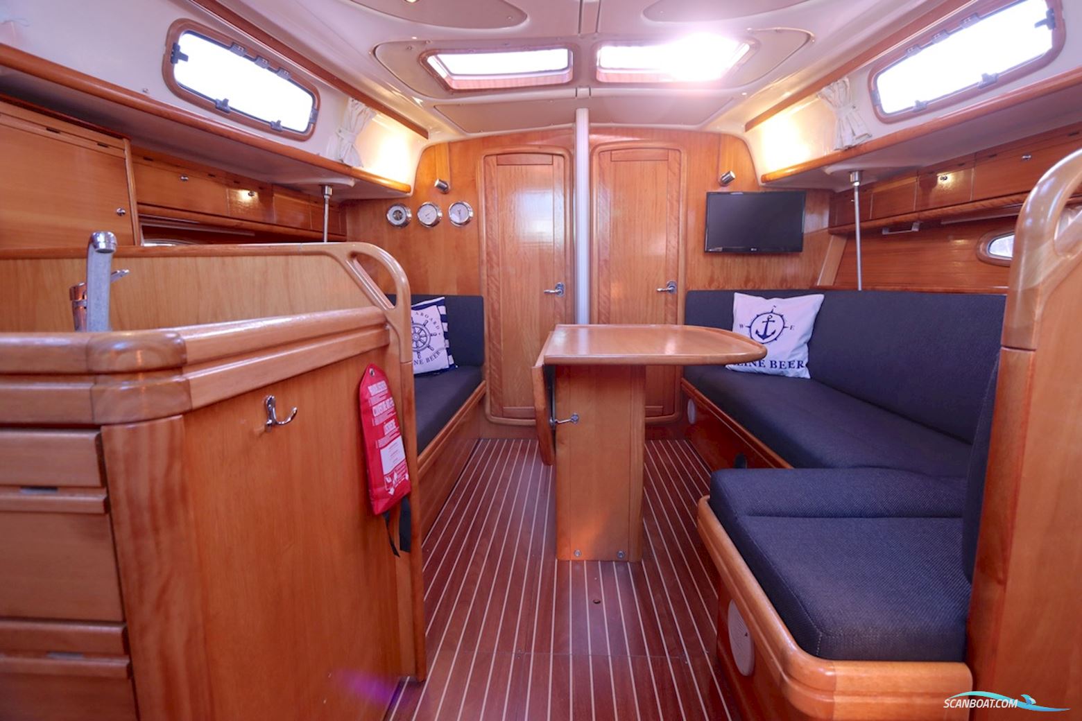 Bavaria  37 Cruiser