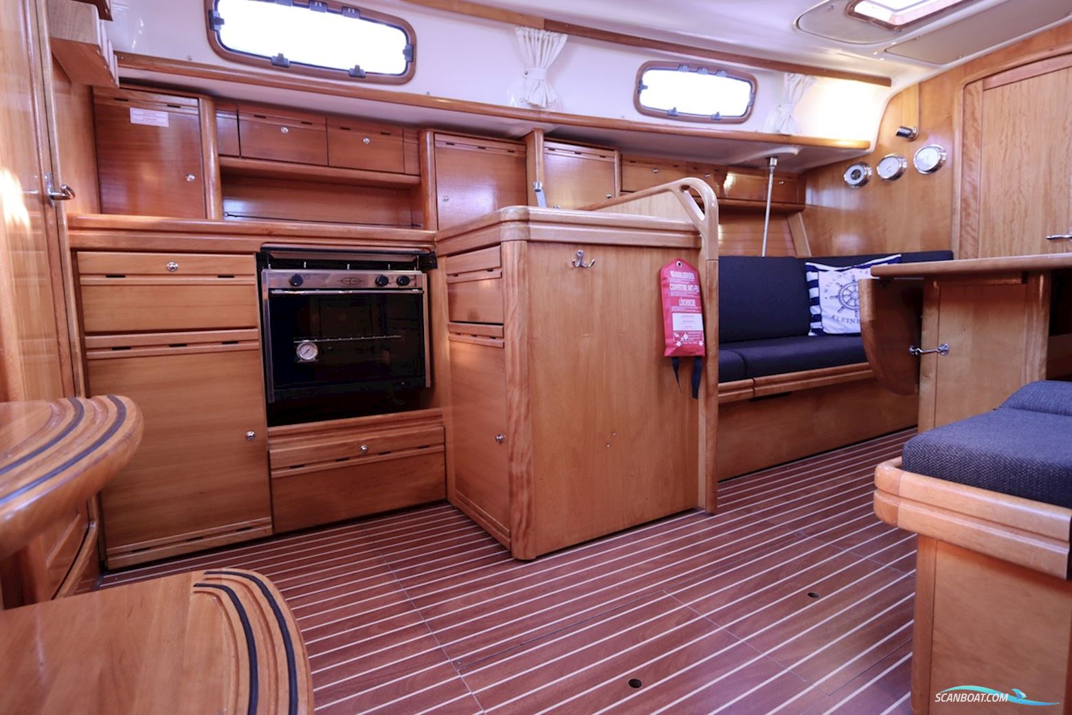 Bavaria  37 Cruiser