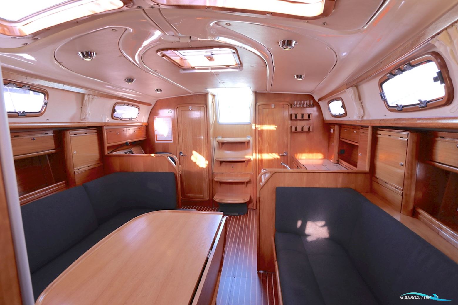 Bavaria  37 Cruiser