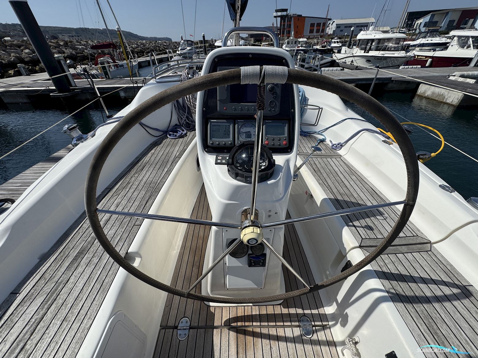 Bavaria 31