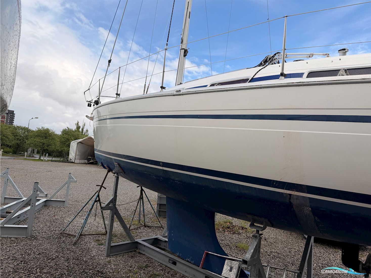 Bavaria 32 Cruiser - Rätt Utrustning & Nyare Motor