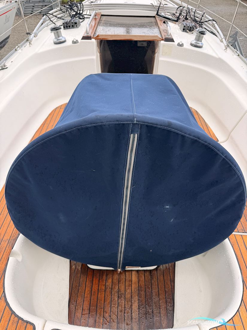Bavaria 32 Cruiser - Rätt Utrustning & Nyare Motor