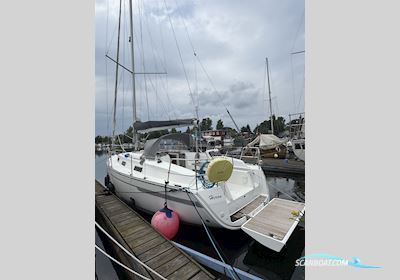 Bavaria 32 Cruiser Sejlbåd 2013, med Volvo Penta D1 - 20 F motor, Tyskland