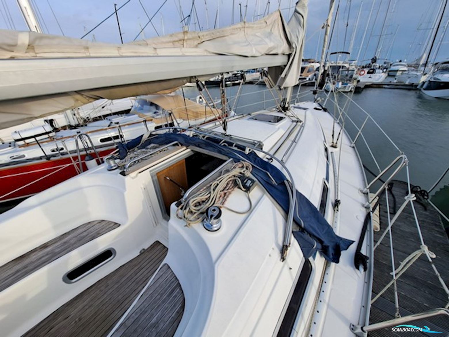 Bavaria 32
