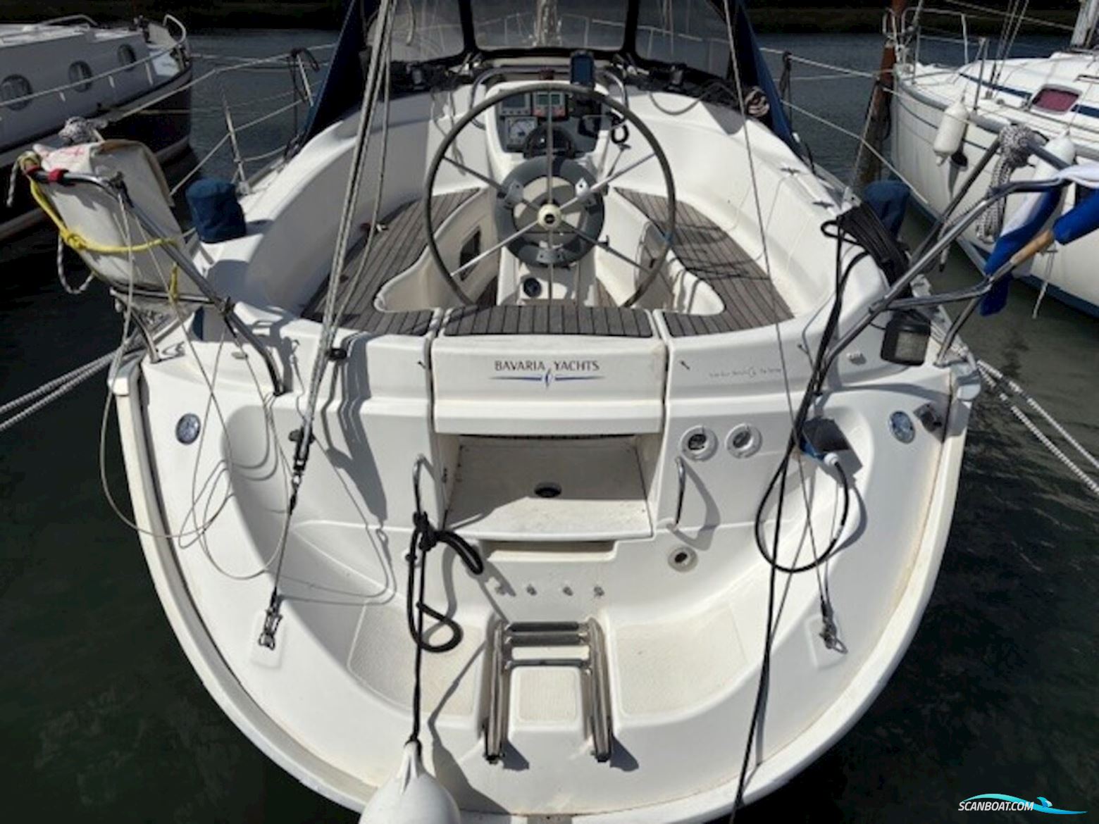 Bavaria 32